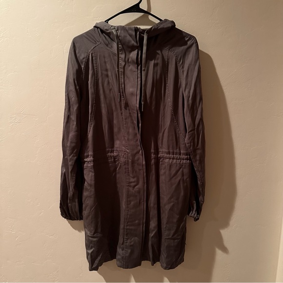 Lululemon City Stroll Jacket Grey Sage - Picture 6 of 12